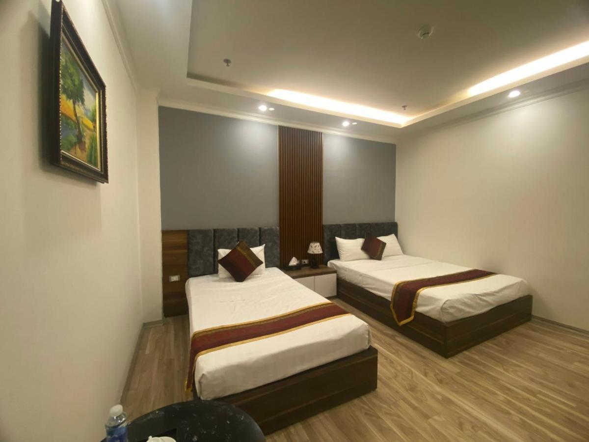 Win & 3* Hanoi